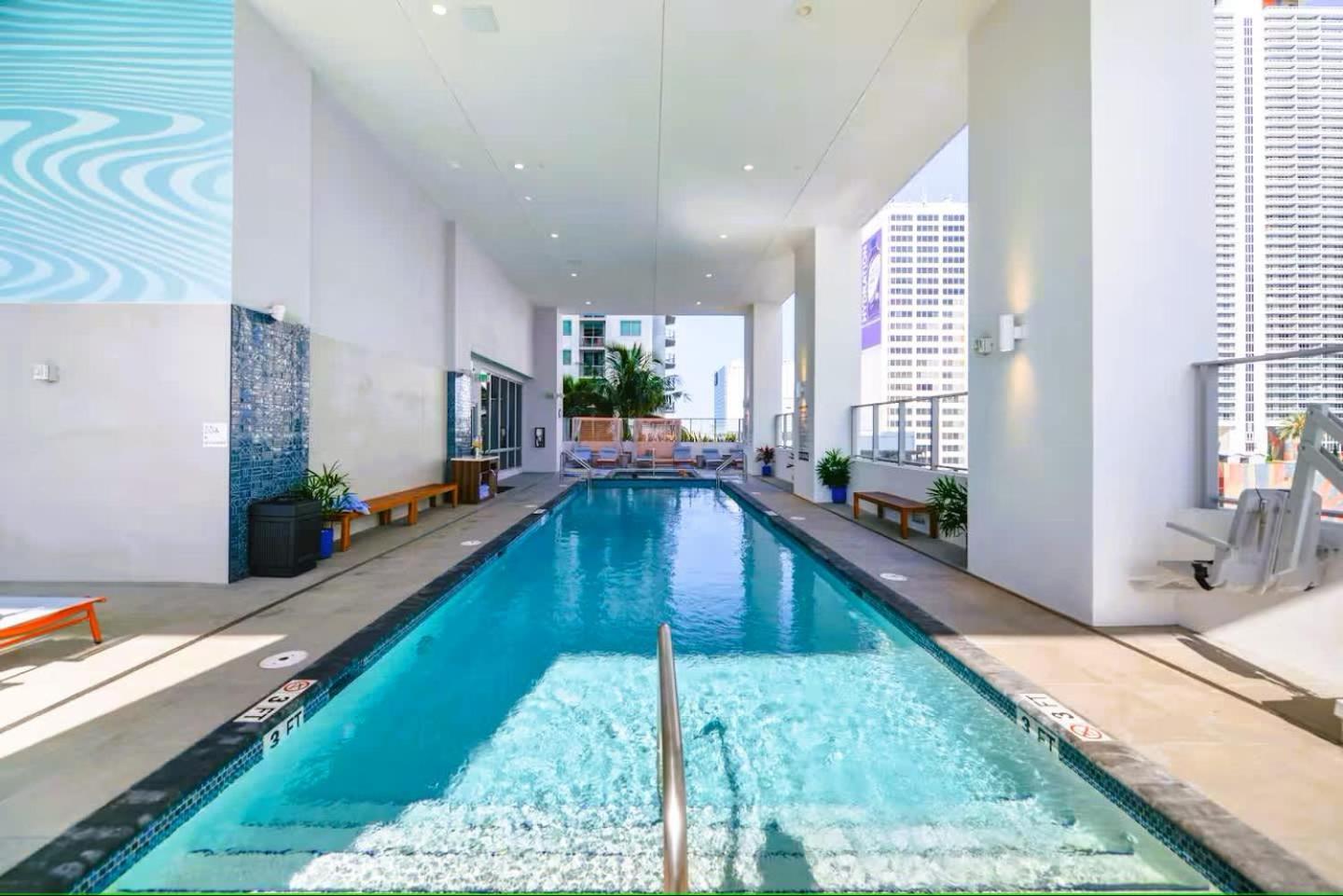 Heart Of Downtown Miami Studio Pool & Gym Apartment Luaran gambar